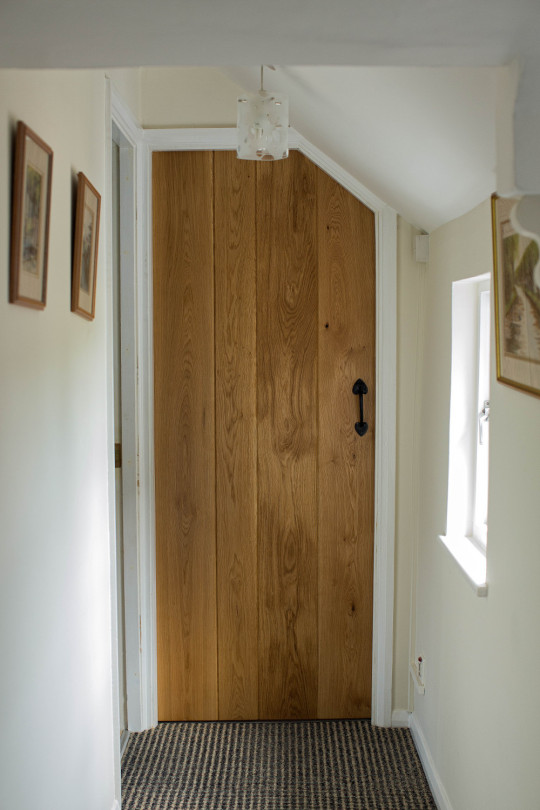 Oak internal door, Waterhall Joinery Ltd