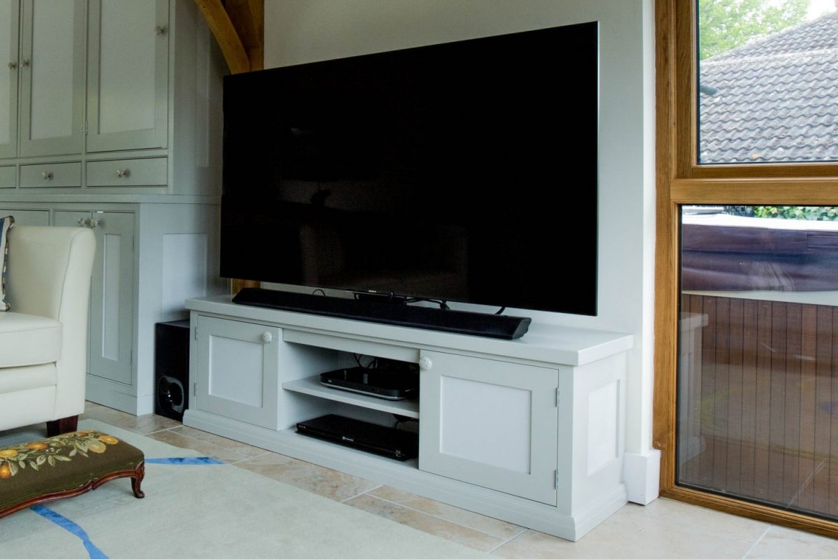 Entertainment Unit, Waterhall Joinery Ltd