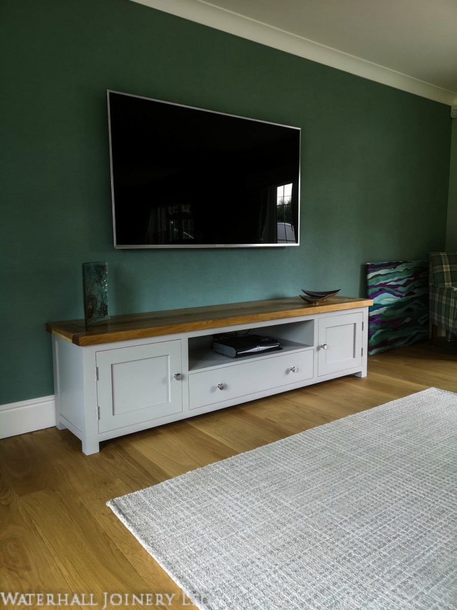 Entertainment Unit, Waterhall Joinery Ltd